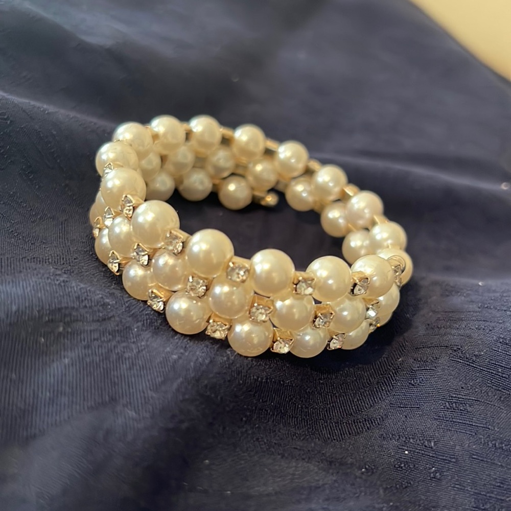 Pearl and Rhinestone Bracelet